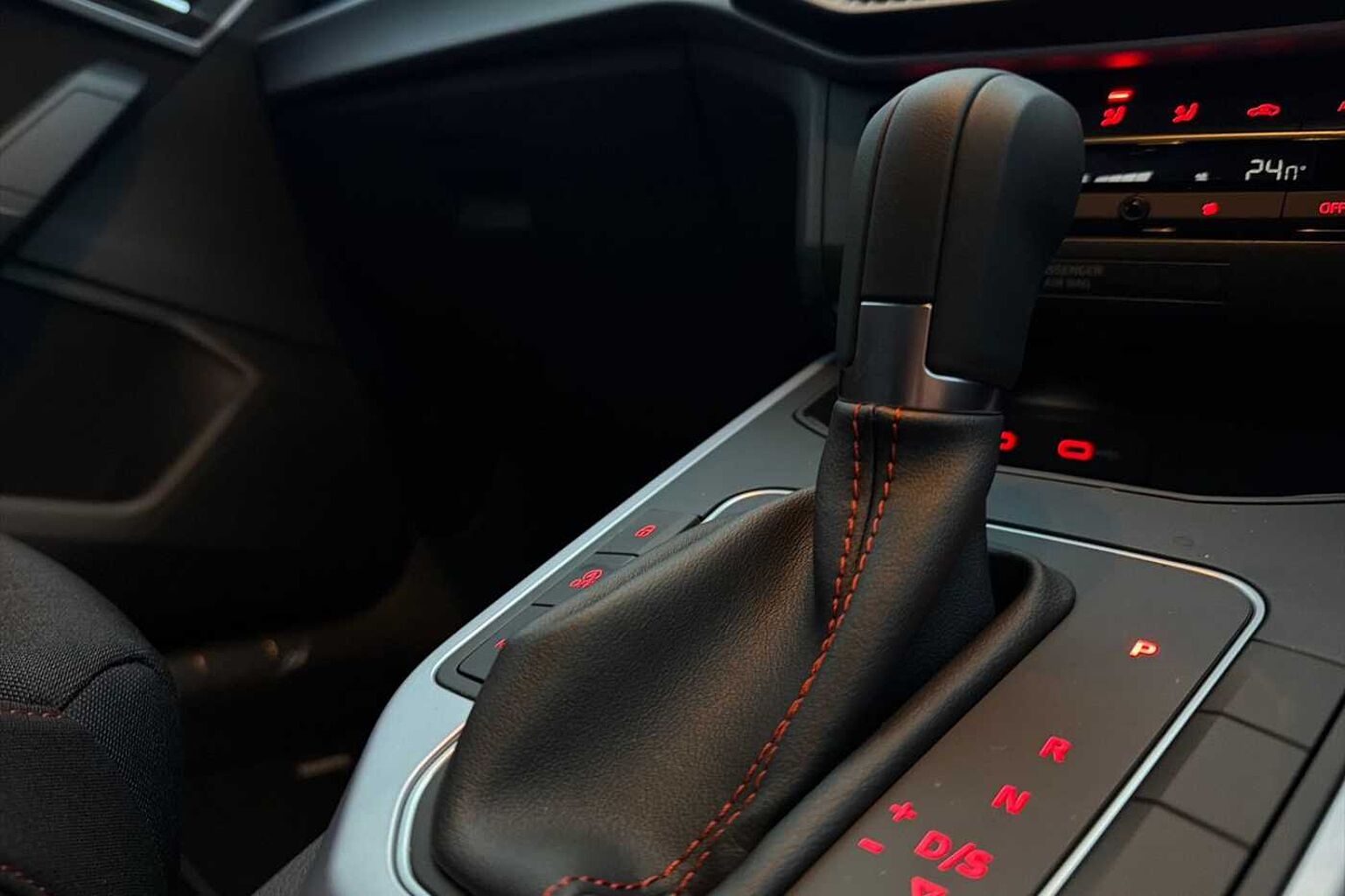 SEAT Arona 1.0 TSI FR SUV 5dr Petrol DSG Euro 6 (s/s) (115 ps)